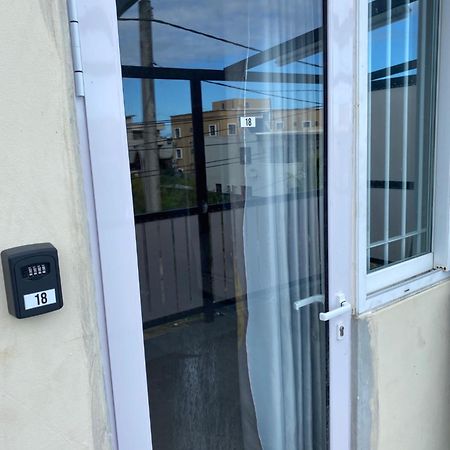 Sacha Tourist Residence 1 Маэбур Экстерьер фото